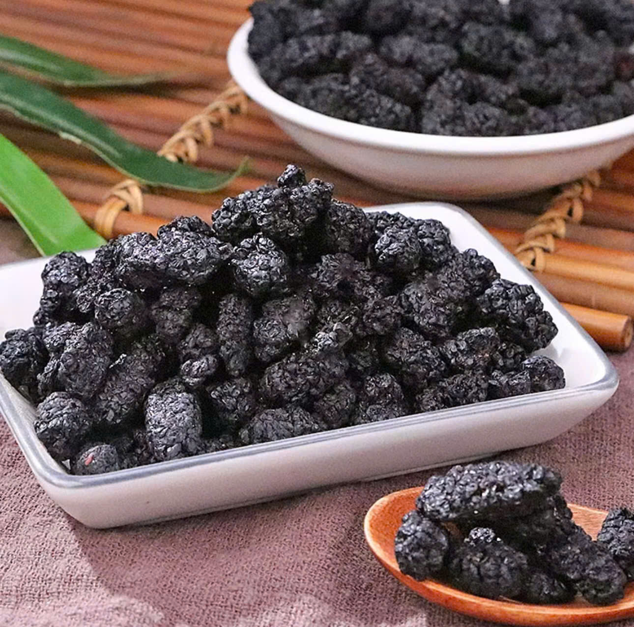 Dâu tằm sấy khô